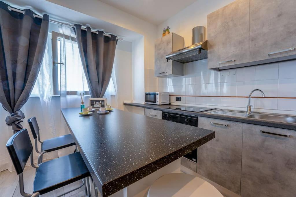 Appartamento Borgo Antico Paruzzaro Exterior foto